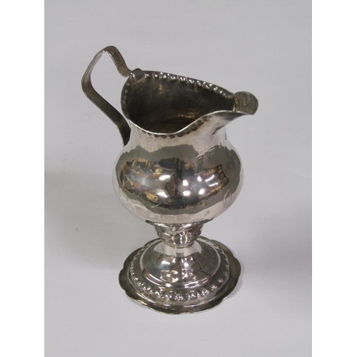 167 - A late Georgian silver cream jug, London 1820, 2oz t, 10cm h.