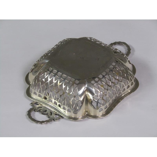 171 - A silver two handled bonbon basket, lobed and pierced, Chester 1912, 2.8oz t, 16cm w.