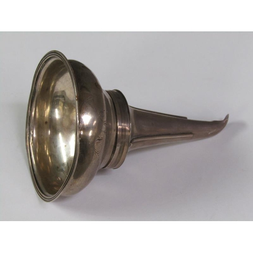 178 - A late Georgian silver wine funnel, London 1811, 3.1oz t, 13cm l.