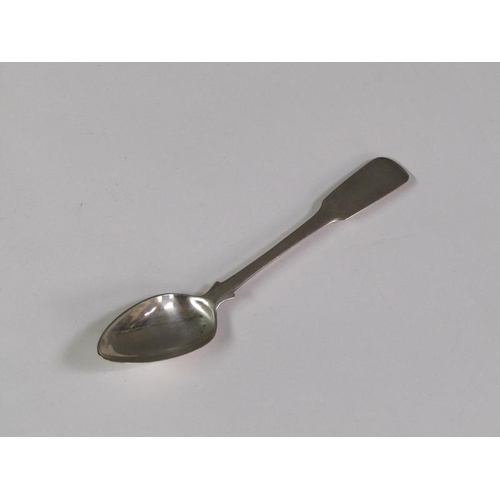 194 - A set of twelve late Georgian teaspoons, Edinburgh 1808, 4.8oz t.