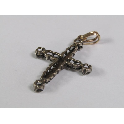 121 - A Georgian gold cross set with old cut diamonds, 4cm h, 3cm w.