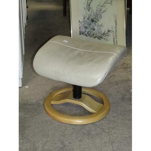 409 - STRESSLESS TYPE ARMCHAIR AND STOOL