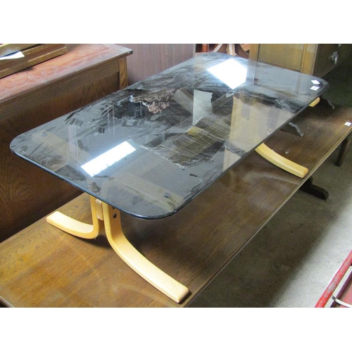 453 - GLASS TOP COFFEE TABLE