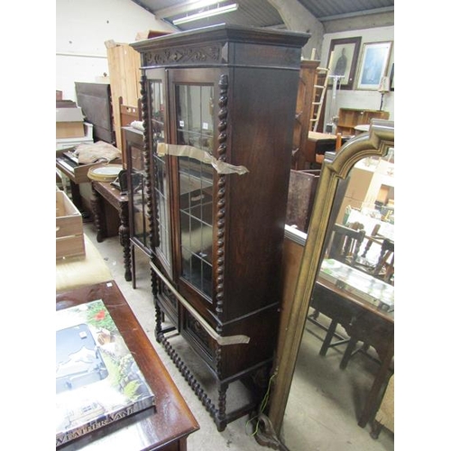 544 - 1930s OAK BARLEY TWIST BOOKCASE