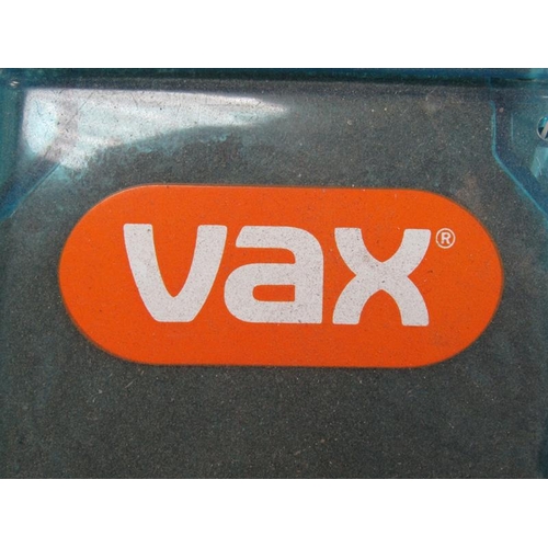 658 - VAX RAPID DULUX CARPET WASHER