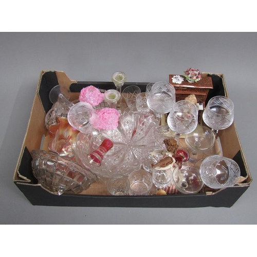 66 - BOX OF CRYSTAL AND MOULDED GLASSWARE TO INCL BOHEMIAN WINE HOCKS