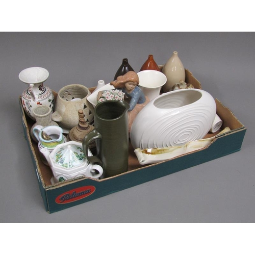 70 - MIXED CERAMICS TO INCL NADAL FIGURINE & STUDIO POTTERY