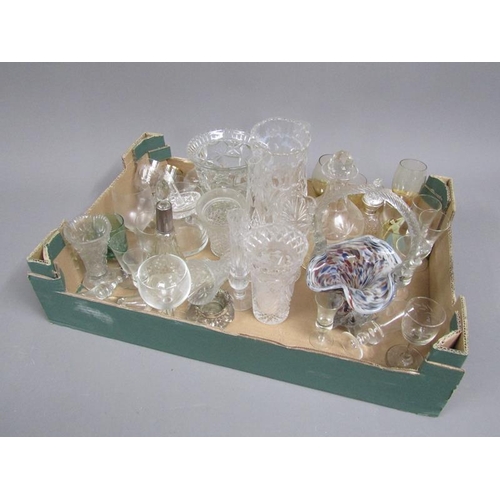 102 - MIXED GLASSWARE TO INCL CRYSTAL