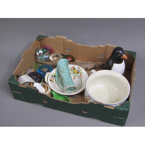 174 - BOX TO INCL MIXED CERAMICS, PENGUIN ORNAMENT ETC