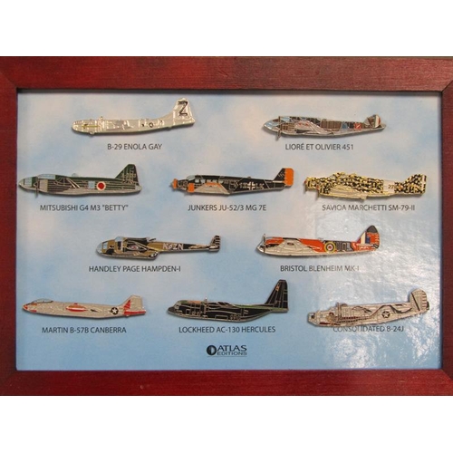 221 - BOX OF DIECAST MODEL AIRCRAFT