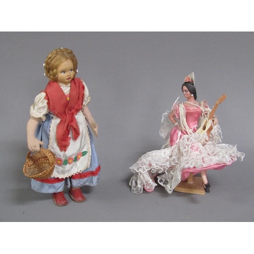 1142 - QTY OF SOUVENIR DOLLS TO INCL MAGALL, ALL APPROX 22CM H