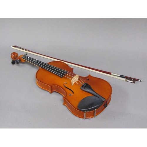 1153 - CASED VIOLIN AND BOW - PRIMAVERA, 61CM L