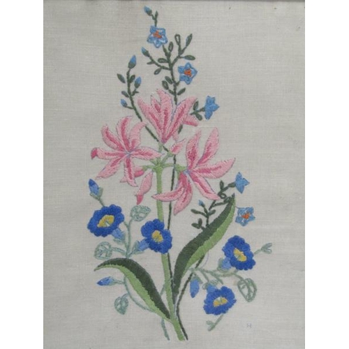 1214 - NEEDLEWORK PANELS - THATCH COTTAGES & FLOWERS