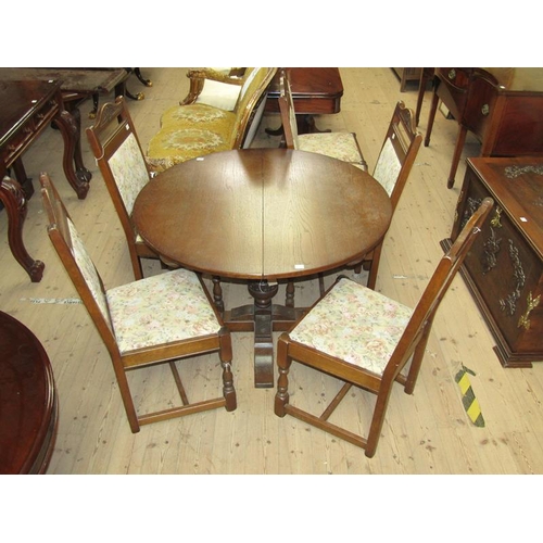 1579 - OAK CIRCULAR PEDESTAL DINING TABLE TOGETHER WITH SIX OAK FRAMED AND UPHOLSTERED DINING CHAIRS