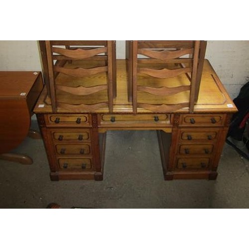 322 - VICTORIAN OAK INLAID PEDESTAL DESK