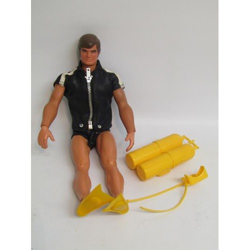 53 - QTY OF ACTION MAN TO INCL TANK