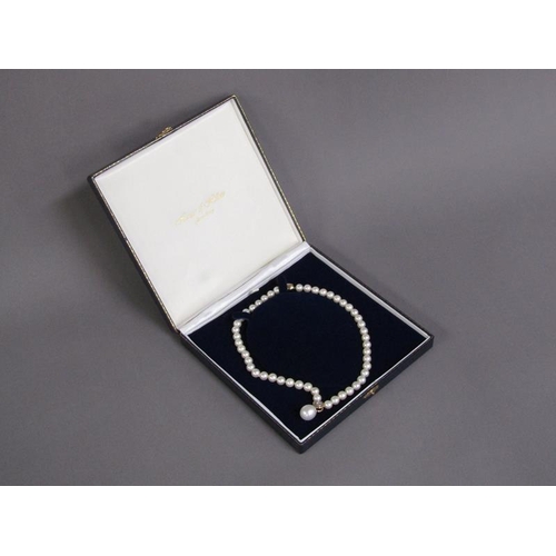 101 - A cultured pearl and diamond necklace with twenty four akoya cultured pearls, 18ct gold clasps set w... 