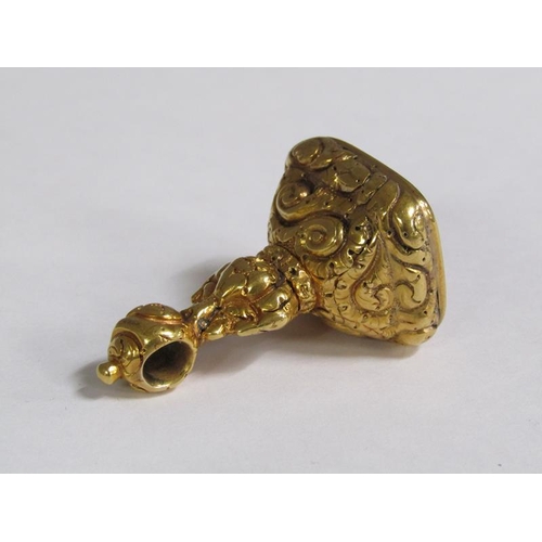 104 - A gold metal seal fob with engraved thistle seal, 4.5cm l.