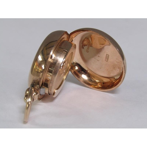 106 - A 9ct gold pendant sovereign case, 18.7g.