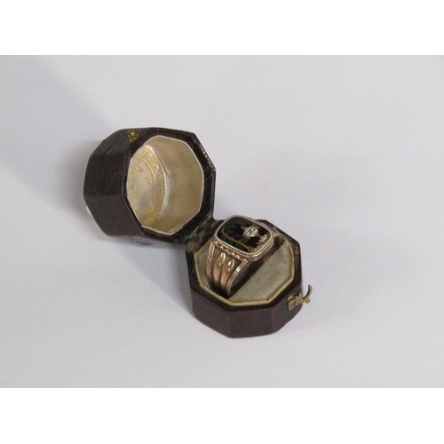 126 - A gold memoriam ring with a twist memoriam and enamel setting, dated 1814, size P 1/2, total 4g.