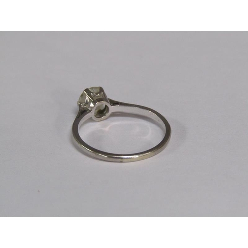 134 - A platinum and diamond set ring, approx 1 carat stone, size S 1/2.