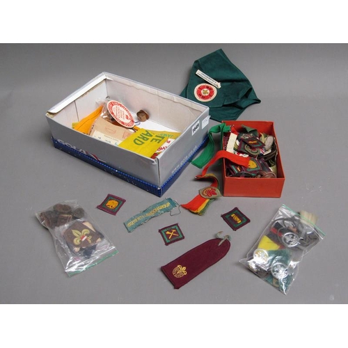 COLLECTION OF SCOUTING ARTIFACTS TO INCL UNIFORM BADGES