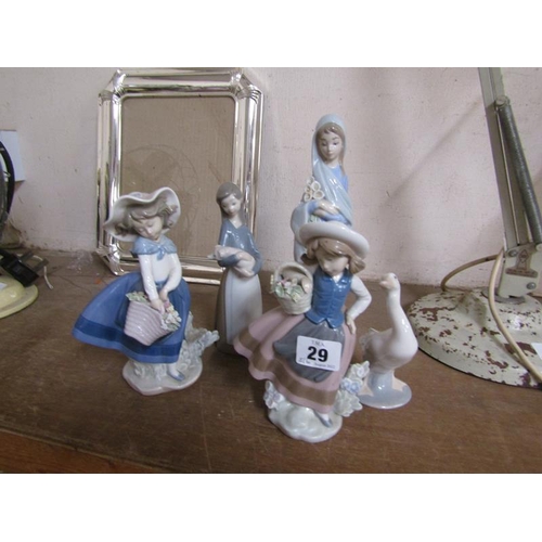 29 - COLLECTION OF LLADRO FIGURINES