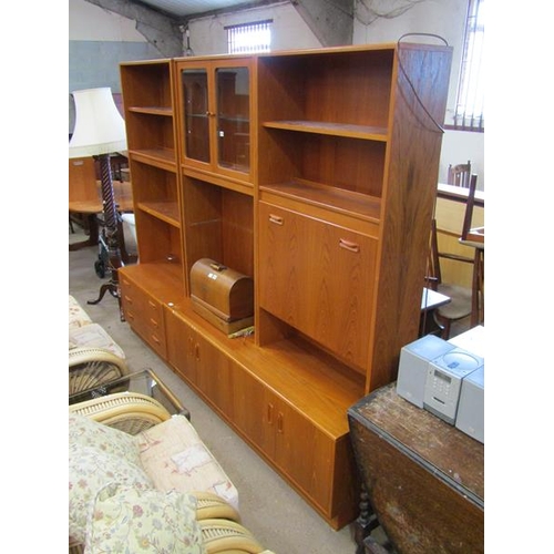 676 - LARGE TEAK WALL UNIT