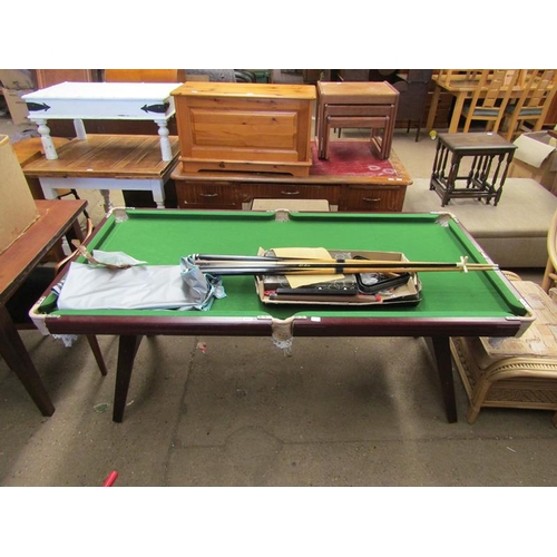 687 - SNOOKER TABLE, CUES AND BALLS