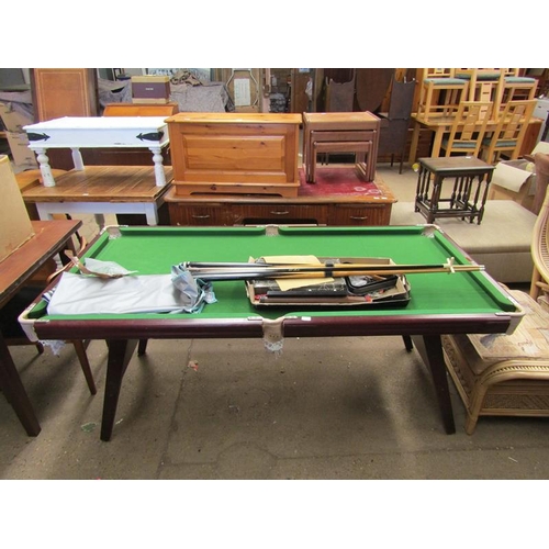 687 - SNOOKER TABLE, CUES AND BALLS