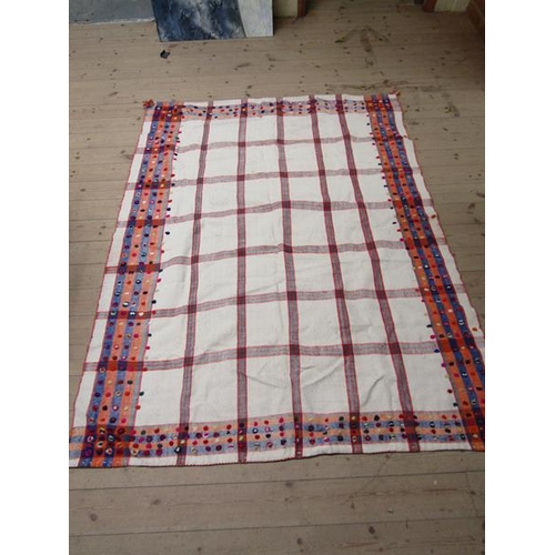 1799 - FAWN GROUND PATTERNED RUG 210 x 165 cms