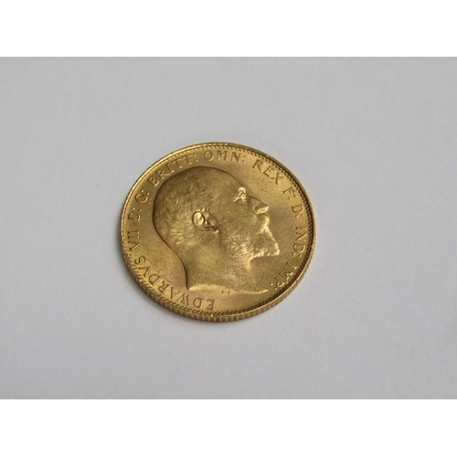 103 - A 1910 Edward VII gold sovereign.