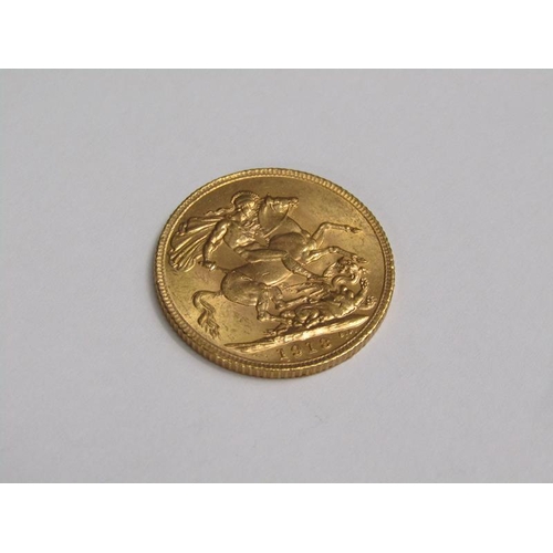110 - A 1913 gold sovereign.