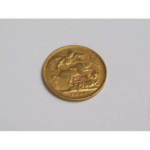 113 - A 1903 gold sovereign.