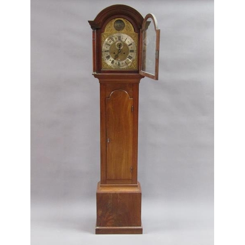 31 - An early 18c eight day longcase clock, 30cm arched brass dial signed Robert Sadler, London and havin... 