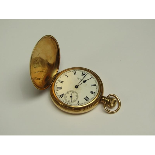 77 - An American full hunter pocket watch by Waltham in 18ct gold case hallmarked for 1924 and inscribed ... 
