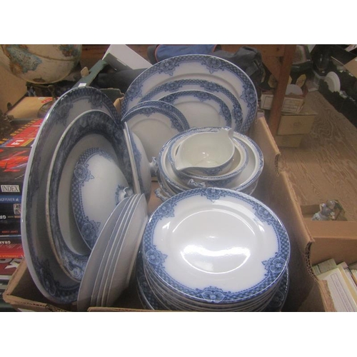 267 - BOX OF TABLEWARES