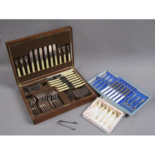 1749 - BOX OF MIXED CUTLERY