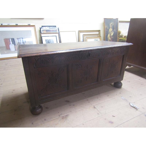 1484 - PERIOD OAK THREE PANEL COFFER ON BOLD BUN FEET 112cms W