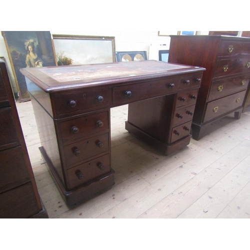 1486 - VICTORIAN MAHOGANY PEDESTAL DESK HAVING THREE FRIEZE DRAWERS OVER PEDESTALS EACH WITH THREE SHORT DR... 