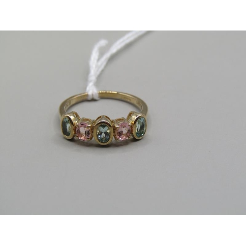 1301 - GOLD AQUAMARINE PINK SAPPHIRE SET RING SIZE L 1/2