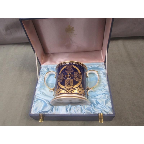 1454 - SPODE COMMEMORATIVE LOVING CUP IN CASE WITH CERTIFICATE - 17cms H