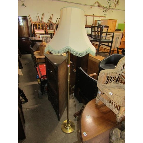 529 - BRASS STANDARD LAMP