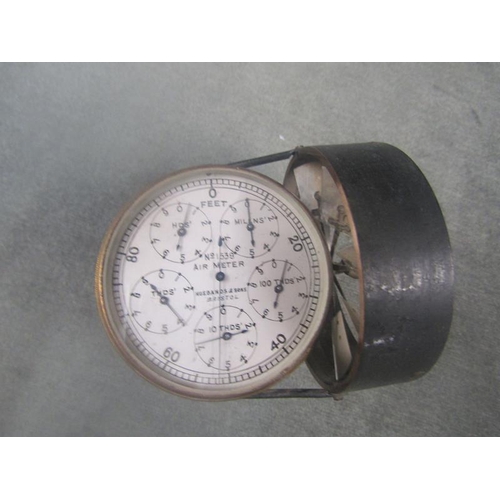 1335 - EARLY 20C AIR METER, 10CM H