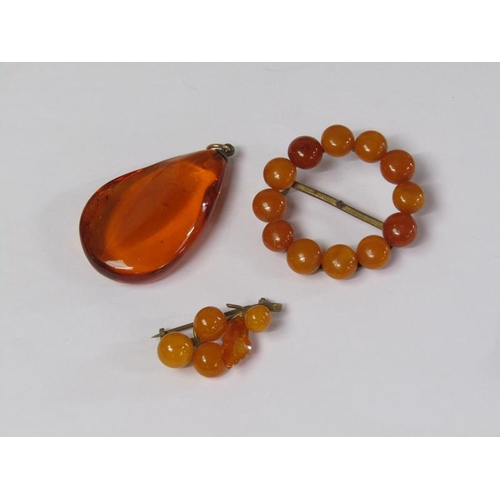 1364 - AMBER PEDNANT; TWO AMBER BEAD BROOCHES