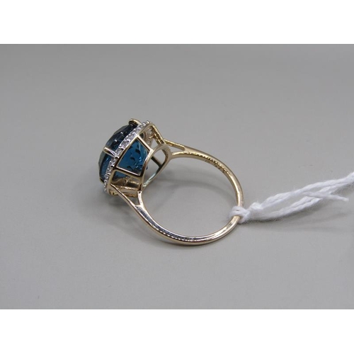 1442 - GOLD LONDON BLUE TOPAZ RING SIZE N 1/2