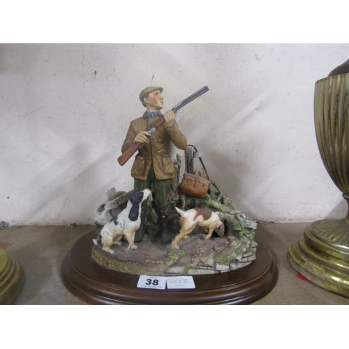 38 - COUNTRY ARTISTS SCULPTURE - HUNTSMAN AND DOGS