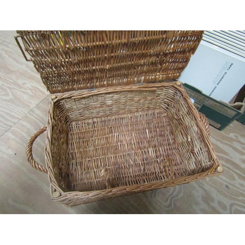 191 - WICKER BASKET