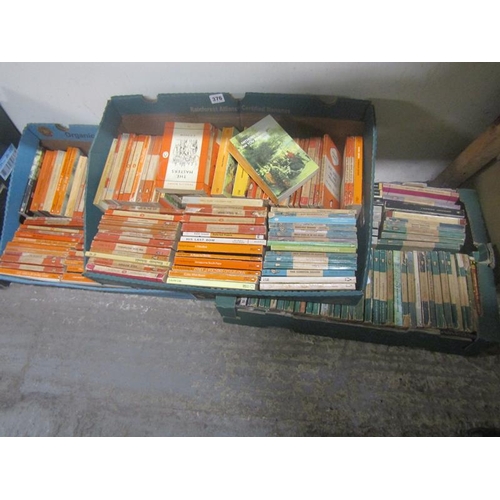 376 - QTY OF PENGUIN PAPERBACK BOOKS