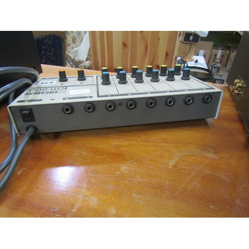 648 - BOSS KEYBOARD MIXER KM-600